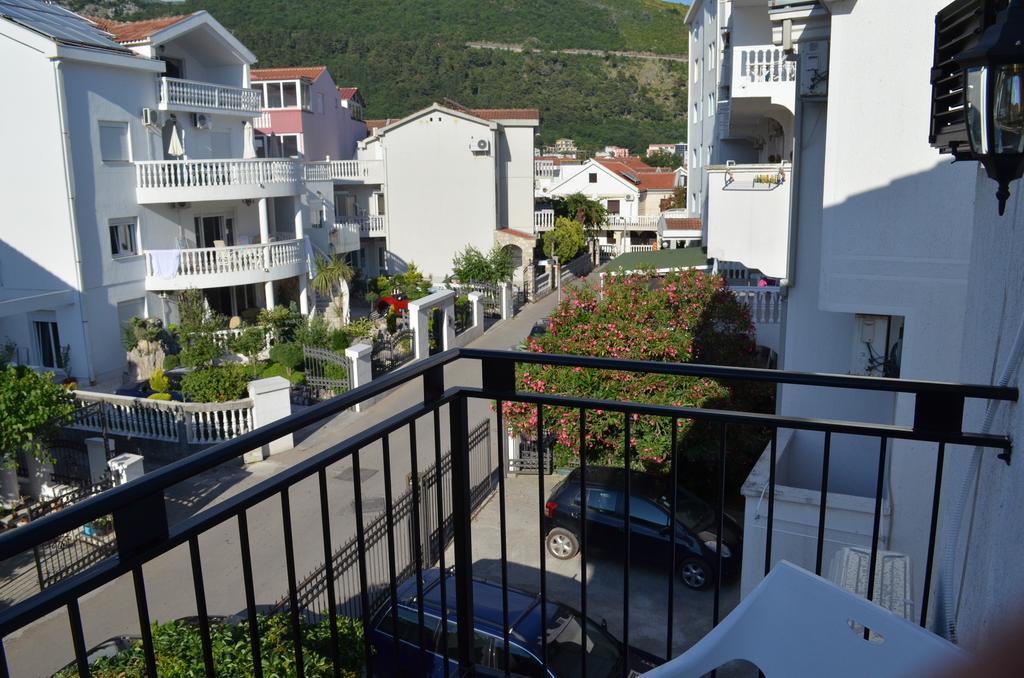 Casablanca Apartments Будва Экстерьер фото